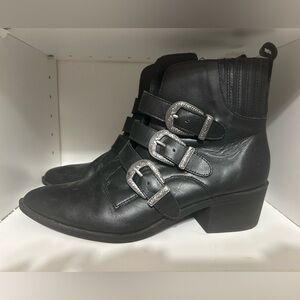 Steve Madden buckle boots size 9.5